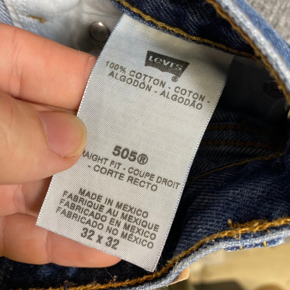 Levis 505 Mens Straight Fit Medium Wash Blue Denim Jeans 32x32 Made in Mexico - Picture 10 of 11